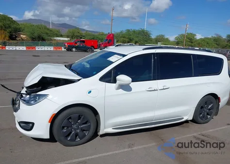 2020 Chrysler Pacifica Hybrid Touring L из США, поврежденный, VIN 2C4RC1L74LR258822